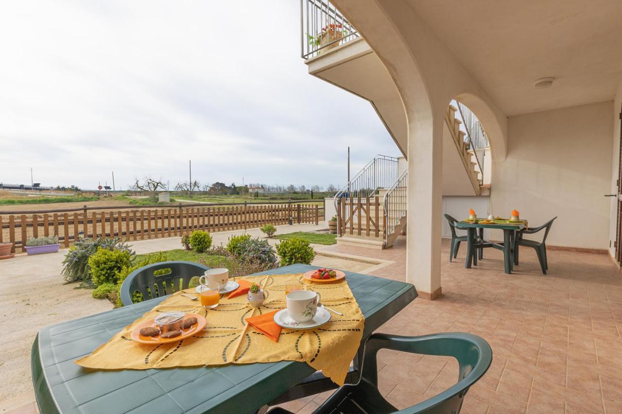 Podere Valle Dei Venti La Sdriscia Exteriör bild